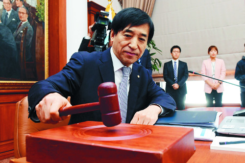 한국은행은 15일 기준금리를 1.25%로 동결했다. 6개월째 같은 수준이다.<사진=국민일보DB>