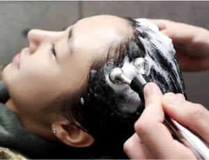 건조한 가을철, 예비 신랑 신부 ‘두피 관리 신경써야’