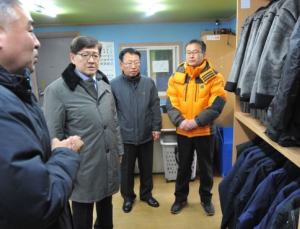 정진엽 장관, 노숙인 희망지원센터·응급의료기관 방문