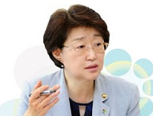 김승희 식약처장, 국회입성에 도전…새누리당 비례대표 신청