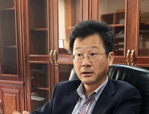 [인터뷰] CJ헬스케어 구본철 연구소장 “땅 좁지만 두뇌 많은 한국, 신약이 답”