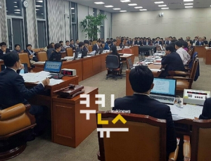 [2016 국감] 자정넘긴 국회 보건복지위원회 국감장