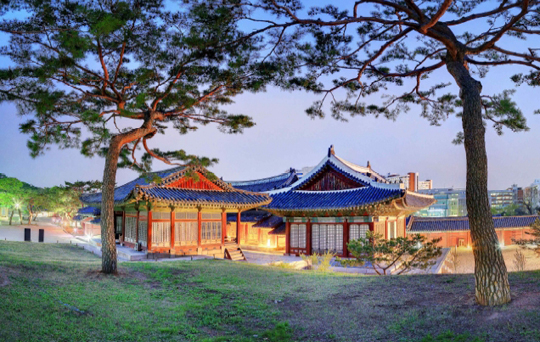 창경궁 숭문당 야경(문화재청 제공)