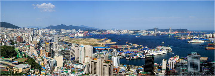 부산중구 용두산 부산타워에서 바라본 부산항 일대전경.(자료 사진)