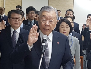 [2017 국감]  “의료인들도 좀더 근거를 가지고 (문케어) 재정 추계해야”