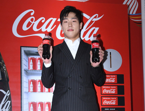 윤성빈, 완벽한 슈트핏