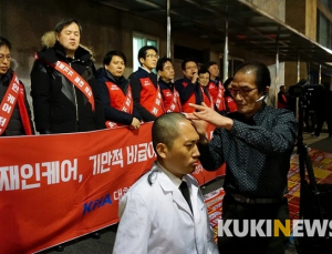 극단 선택한 의사들, 시험대 오른 ‘문재인 케어’