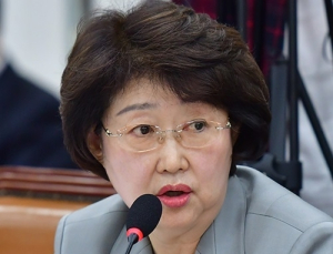 정부가 의료민영화 논리에 보건의료분야 규제혁신과 일자리 창출 외면