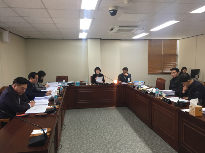 목포시의회 행정사무조사 특위는 26일 제6차 회의를 통해 정종득 전 시장을 비롯 10명의 조사 증인을 채택했다.
