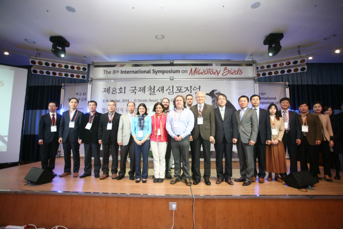 신안군이 지난 2007년부터 2014년까지 개최했던 국제철새심포지엄은 ‘한국에서 열린 최장기 철새 국제심포지엄’이다.