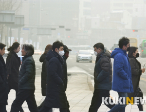 미세먼지 '비상'…안약·콘택트렌즈, 식품 보관 안전관리법은?