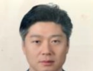 文대통령 주치의에 강대환 부산대 교수 위촉