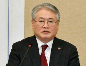 “건보 재정 악화? 예측 틀렸다”