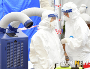 폭염·장마철 지속…코로나19 선별진료소서 호응 높은 '냉방조끼' 지원 강화