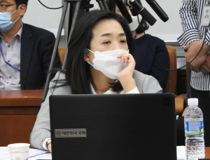 내년부터 중증 아토피 질환 질병코드 신설… 최혜영 “건보 산정특례 적용해야”