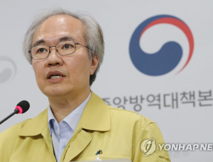 서울 송파 60번 확진자 관련 확진자 12명으로 늘어… “역학조사 적극 협력해달라”