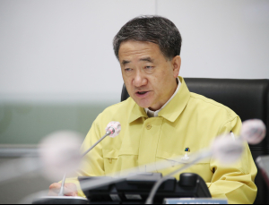 “코로나19 고령일수록 치사율 높아… 선제 검사 적극 고려해달라”