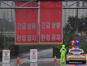 긴 장마에 식중독균 우글우글…눅눅한 마스크는 호흡기질환 ↑