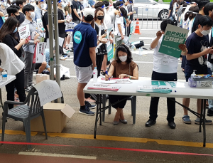 파업하고 거리 나선 전공의 “의대 정원확대 등 전면 재검토 촉구”
