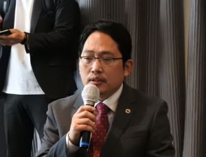 최대집 의협 회장 “파업으로 회원 처벌되면 13만 의사 면허증 불태우겠다”