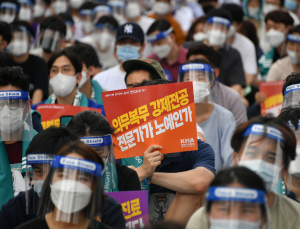 전공의 10명 중 7명 파업 참여… 전국 의원 8.9% 휴진