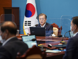 문 대통령 “업무 복귀해 환자 돌봐달라”… 의료계 대승적 결단 촉구