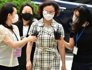 조국 딸 의사 국시 합격에 의료계 분노