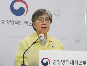 정은경 “사람 간 만남과 이동 줄어들면 바이러스 확산 멈춘다”