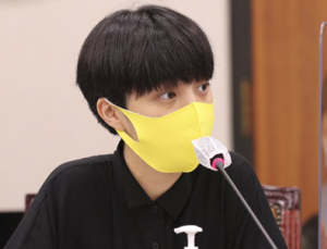정의당 류호정 “삼성전자 간부, 기자출입증으로 국회 출입했다”