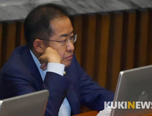 홍준표 “야당 정신차려라…한가하게 호남에서 표 구걸이나 하고 있냐”
