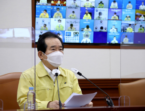 정총리 “방역에 경고등… 거리두기 단계 격상 심각히 고려해야 할 수도”
