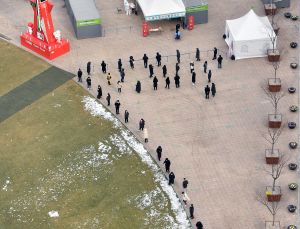 “지난 1년간 코로나19 피해 줄이는 데 국민·의료계·중앙·지방정부 협력 중요했다”