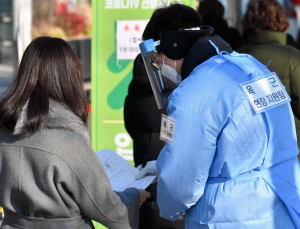 '역학조사관' 수요 늘지만…
