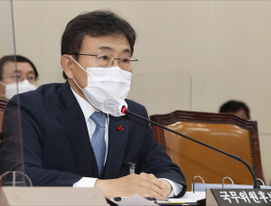 권덕철 “자가진단키트, 아직 허가된 제품 없어”