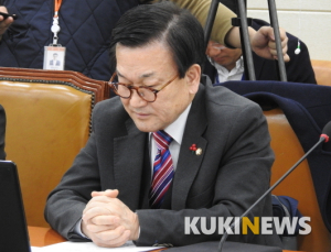 윤일규 “코로나19 경증·중증 나눠 대책 마련 필요”