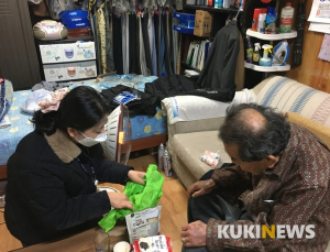 [포토] 엎친데 덮친 취약계층에 희망나눔꾸러미
