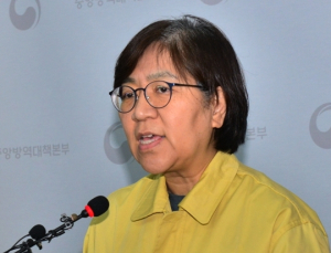 “中 입국자 절반은 우리국민… 전면 입국금지 방역 효과 낮아”