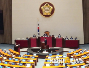 국회 본회의서도 마스크 수급 해답 안 나와