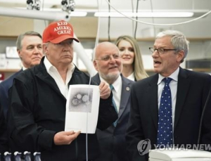 ‘누가 독감 걸려 죽나’ 말한 트럼프, 조부는 독감으로 사망