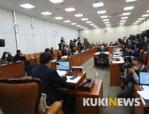 “전문가 의견 듣지 않았다” 비판에 여당 “다양한 전문가 있다”