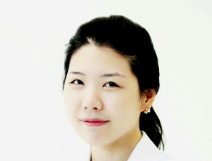 더불어시민당 비례 1번 신현영 교수에 지지 선언 줄이어