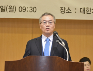 이상훈 신임 치협회장 “치과인력 수급조절 등 개원환경 개선 위해 힘쓰겠다”