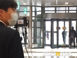 교실·복도서 마스크 의무 착용·운동장에서는 벗어도 된다