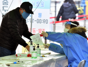 비수도권 확산세 증가… 부산시, 내일부터 ‘2단계’로 격상