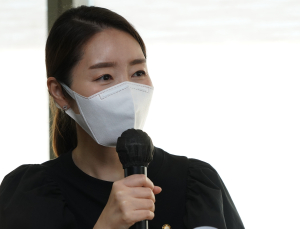 코로나19 백신 접종 후 시력저하 신고 623건