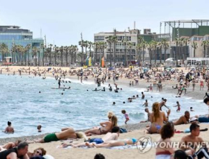 스페인 ‘백신 접종했다면 놀러 오세요’… 국경 개방