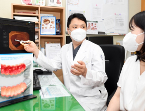 [환자, 의사를 만나다]  “18살 크론병 발병에 공황장애까지…약 바꾸고 삶 달라져”