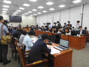 달라진 국회 복지위… 장애물 없는 환경 조성 나섰다