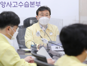 권덕철 “오늘 확진자 600명대 중반… 방역 경각심 잃지 말아야”