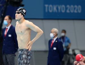 [올림픽] ‘기록 제조기’ 황선우, 100m서 한국 신기록